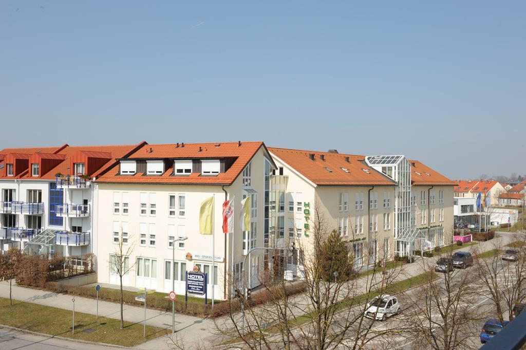 Hotel Poinger Hof Exterior photo